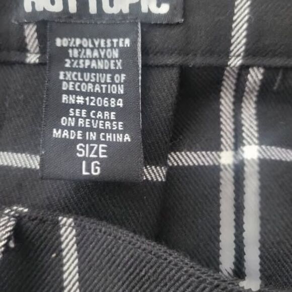 Hot Topic Black White Window Pane Stretch Pleated Mini SKIRT In LARGE - Picture 3 of 7